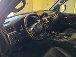 Lexus LX 450d-9