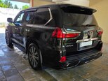 Lexus LX 450d-2