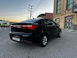Kia Rio-5