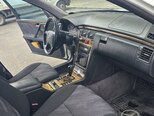Mercedes E 240-8