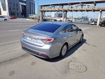 Hyundai Sonata-5
