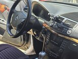 Mercedes E 270-12