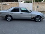 Mercedes 220 E-4