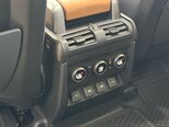 Land Rover Defender-16