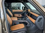 Land Rover Defender-11