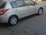 Nissan Tiida-5