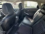 Toyota Prius-12
