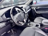 Kia Sorento-9