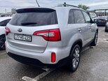 Kia Sorento-4