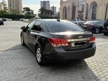 Chevrolet Cruze-16