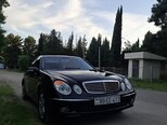 Mercedes E 270-2