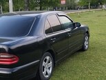Mercedes E 200-5