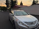 Hyundai Sonata-2