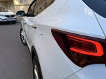 Hyundai Santa Fe-5