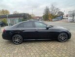 Mercedes E 300 de-3