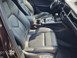 Porsche Macan-18