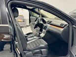 Volkswagen Passat-19