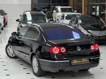 Volkswagen Passat-11