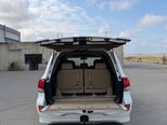 Toyota Land Cruiser-9