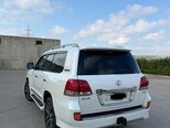 Toyota Land Cruiser-6