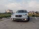 Mercedes E 270-7