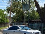 Mercedes E 300-12