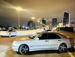 Mercedes E 240-5
