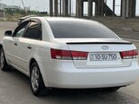 Hyundai Sonata-5