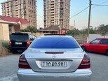 Mercedes E 270-6