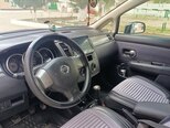Nissan Tiida-5