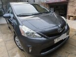 Toyota Prius V-2