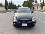 Kia Carens-1
