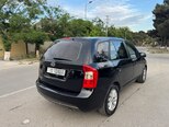 Kia Carens-3