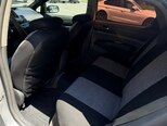 Toyota Prius-12