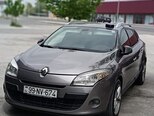 Renault Megane-12