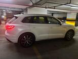 Volkswagen Touareg-2