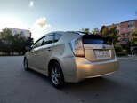 Toyota Prius-4