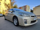 Toyota Prius-7