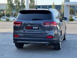 Kia Sorento-4