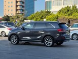 Kia Sorento-9