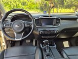 Kia Sorento-9