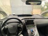 Toyota Prius-7