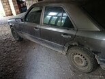 Mercedes 200-1