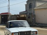 LADA (VAZ) 2107-2