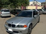 BMW 325-8
