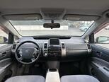 Toyota Prius-12