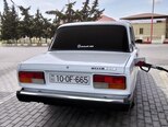 LADA (VAZ) 2107-2