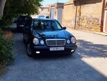 Mercedes E 280-1