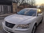 Hyundai Sonata-1
