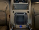 Land Rover Defender-17